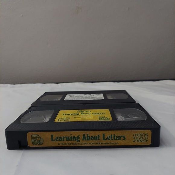 Vintage Sesame Street Learning About Numbers Letters 1986 Lot of 2 VHS Tapes - Picture 4 of 5